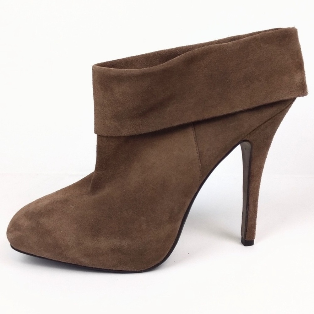 Max Studio Brown Suede Leather Heeled Boots
